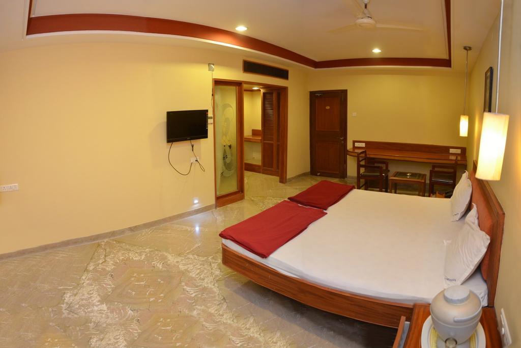 Hotel Raya'S Annexe-1 Kumbakonam Bagian luar foto